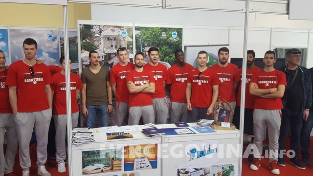 HKK Zrinjski se na Mostarskom sajmu zahvalio sponzorima na potpori.