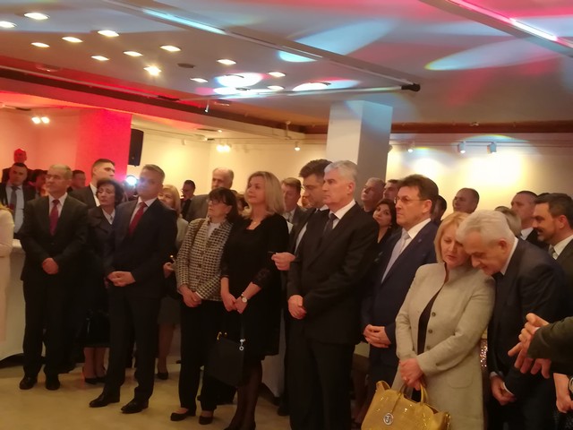 Plenković i Čović na svečenosti otvaranja Ureda HGK u Mostaru