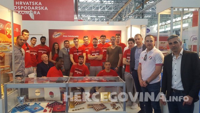 HKK Zrinjski se na Mostarskom sajmu zahvalio sponzorima na potpori.