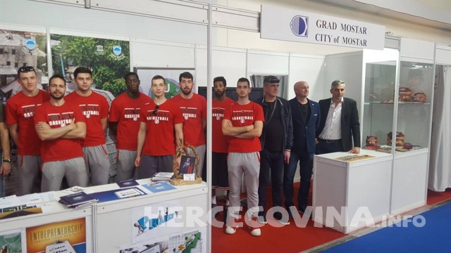 HKK Zrinjski se na Mostarskom sajmu zahvalio sponzorima na potpori.