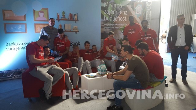 HKK Zrinjski se na Mostarskom sajmu zahvalio sponzorima na potpori.