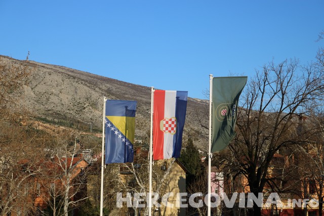 Mostar: Svečano obilježena 26. obljetnica utemeljena HVO-a