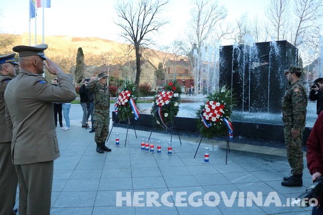 Mostar: Svečano obilježena 26. obljetnica utemeljena HVO-a