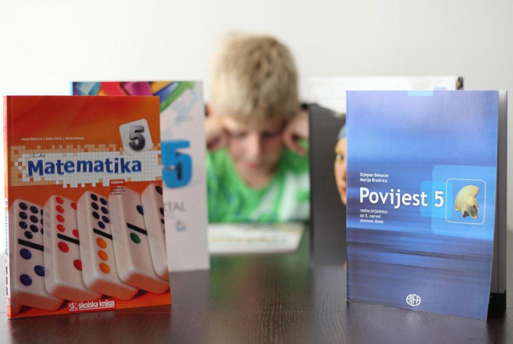 Mame otkrile: Evo kako se osjećamo zbog polaska naše djece u prvi razred