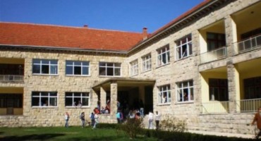 Agencija za predškolsko, osnovno i srednje obrazovanje u suradnji s nadležnim obrazovnim vlastima provodi istraživanje
