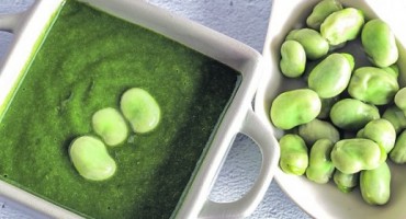 Gusta juha od boba s endivijom