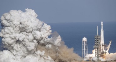 Ugroženi sateliti i svemirski brodovi: Europska svemirska agencija planira 'pecati' svemirsko smeće