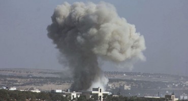 Veliki zračni napad na Siriju? 'Budite oprezni s planom leta'