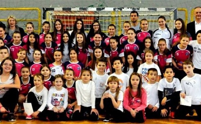 Međunarodni minirukometni turnir 'Žrtve Kupresa '92.' u Grudama okupit će 250 djece iz Hercegovine i Dalmacije