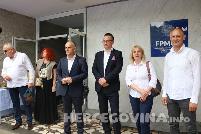 FPMOZ: Održana radna Izložba 5. po redu likovne kolonije Krešimir Ledić