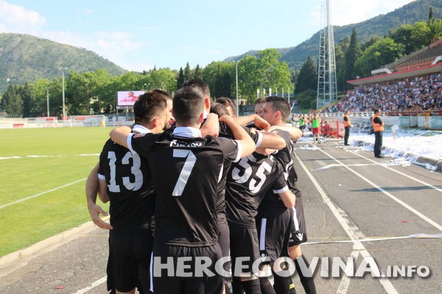 Mostar proslavio novu titulu: HŠK Zrinjski-FK Krupa 4:0 (3-0)