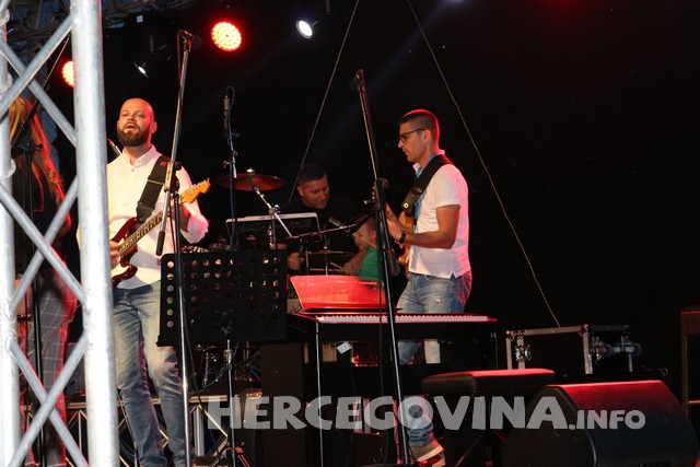 U Mostaru održan veliki koncert duhovne glazbe 'Evo, činim sve novo!'