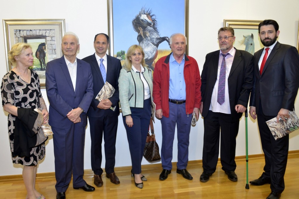 Veličanstveno otvorenje velike samostalne izložbe slika Ivice Vlašića u Galeriji Aluminij