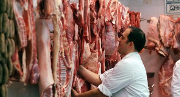 Na snazi zabrana uvoza svinjskog mesa