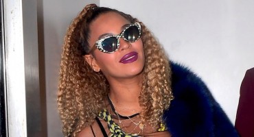 Queen B: očito ne zna gdje će s novcima pa kupuje crkvu