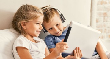Zabraniti dijetetu da koristi internet je zlostavljanje?