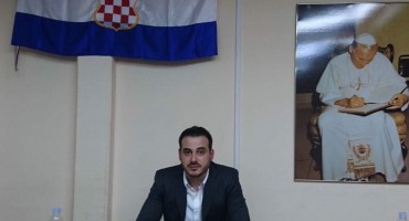 Darko Kvesić: Prošao je hrvatski narod još teža vremena, i preživio, uzdignute glave i glasa.