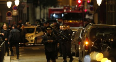 Identificirali napadača: manijak koji je nožem izbo ljude u Parizu bio je iz Čečenije