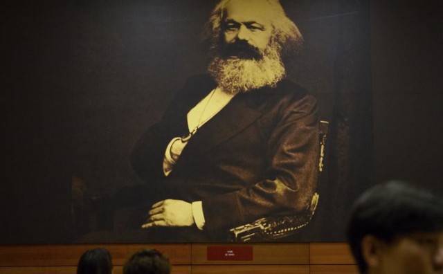 Njemačka je spremna za 200. godišnjicu rođenja oca komunizma: iščekuje se otkrivanje spomenika Karlu Marxu, ali i prosvjedi