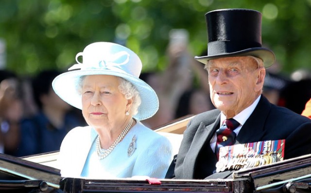 Kraljica Elizabeta mora odobriti vjenčanicu Meghan Markle