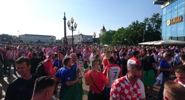 Bježite ljudi, bježite iz grada odjekuje ulicama Kalinjingradu