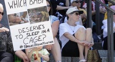 Nasilno im daju injekcije: Djeca imigranata u američkim centrima prisiljena uzimati lijekove