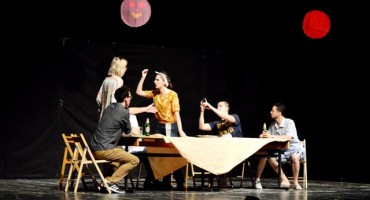 Repriza studentske predstave Bo®ba