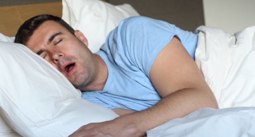 Slinite u snu? Evo kako zaustaviti neugodnu noćnu naviku