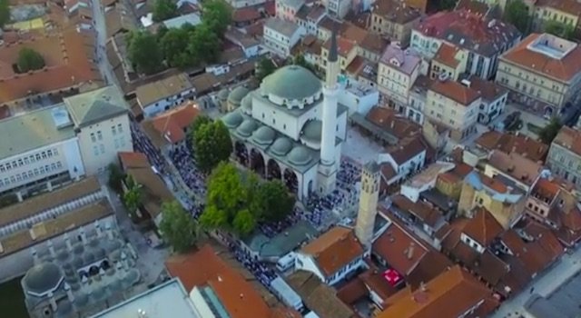 Muslimani proslavljaju Ramazanski bajram