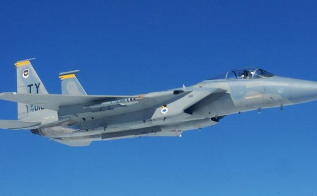 Američki vojni zrakoplov pao u more kod Okinawe, pilot je na sigurnom