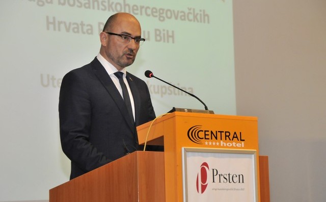 Udruga Prsten, UBH Prsten