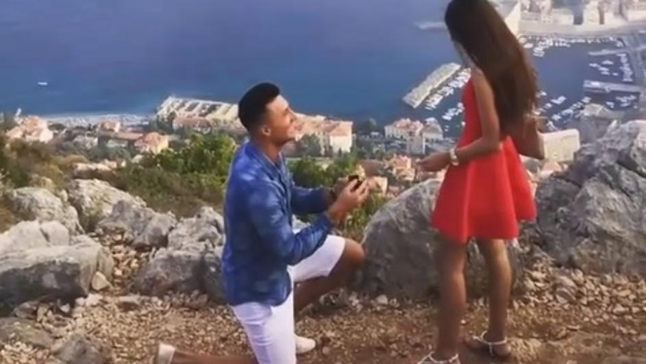 Zaprosio ju iznad Dubrovnika: 'Zezaš me? Hoću, kako neću...'