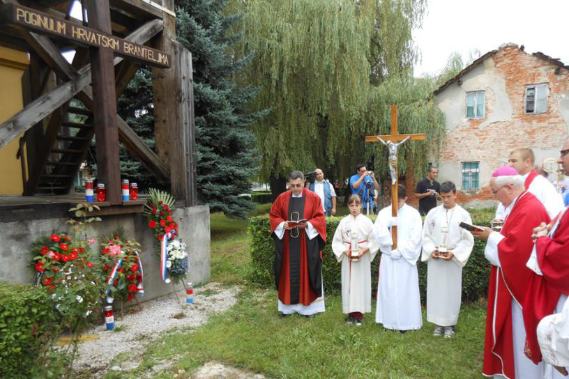 Dan molitvenog sjećanja na mučenike u Drvaru i Bos. Grahovu