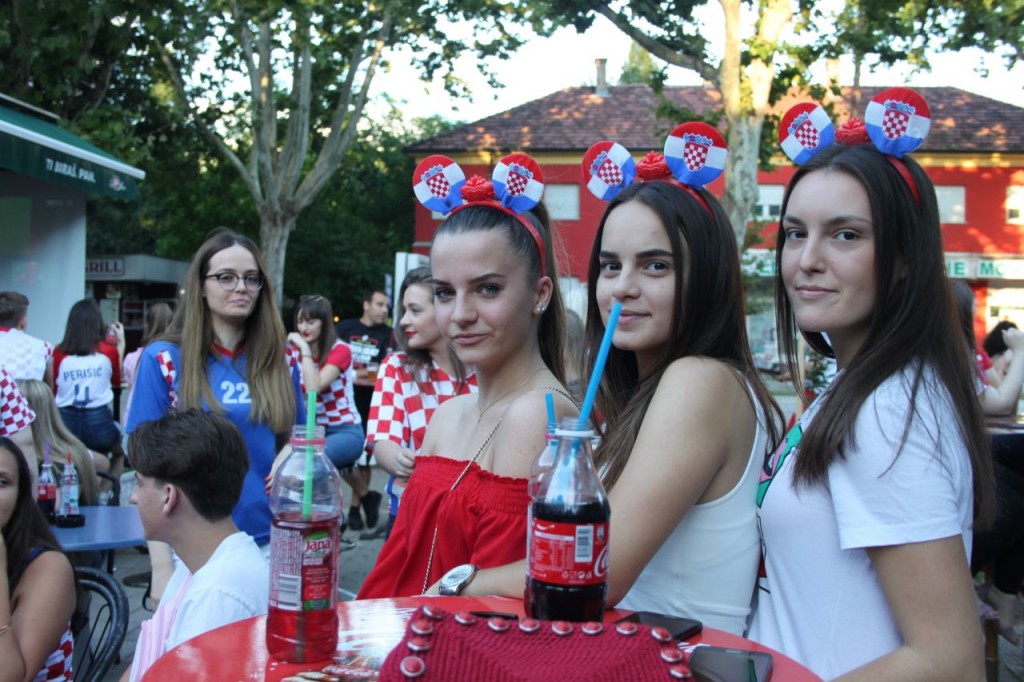 Pogledajte kako je Mostar pratio utakmicu Hrvatska-Rusija