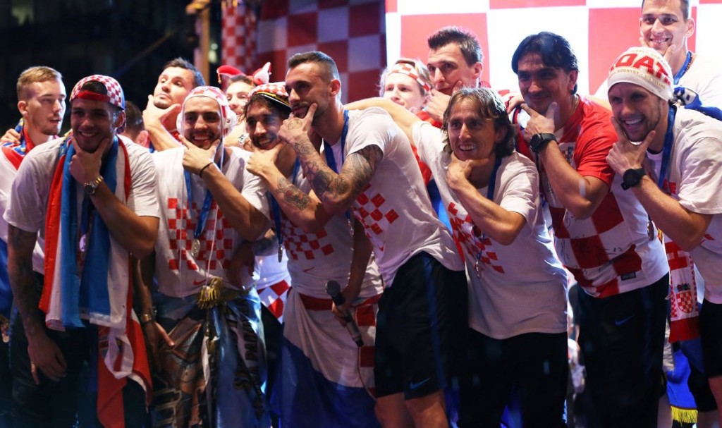 Pogledajte kako su se Vatreni spremno odazvali pozivu Marcela Brozovića i ušli u legendu