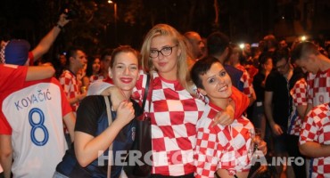 Neopisivo: Pogledajte kako su pobjedu Hrvatske proslavili Hrvati u Mostaru