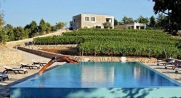 U Ljubuškom niču bazeni, izdaju se kuće, apartmani, stanovi…