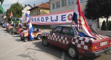 Pogledajte kako je Uskoplje  proslavilo srebro Hrvatske