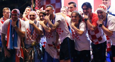 Pogledajte kako su se Vatreni spremno odazvali pozivu Marcela Brozovića i ušli u legendu 