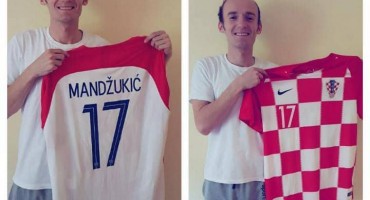 Mario Mandžukić poklonio dres Darki Ragužu iz Stoca