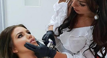 Ana Bavrka napravila korekciju usana