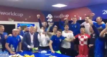 Vatreni, Kolinda Grabar Kitarović