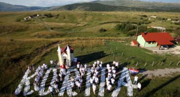  Bosansko Grahovo: Pjesničko sijelo u čast don Juraja Gospodnetića