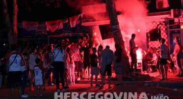 Pogledajte Vatreno ludilo u Mostaru