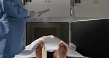 Mislili da je poginula nesreći: Našli je živu u hladnjaku u mrtvačnici