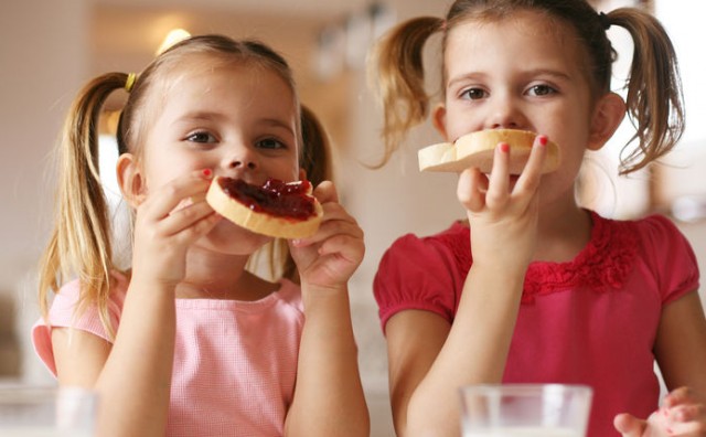 Pedijatri upozoravaju: 'Roditelji moraju biti svjesni čime hrane svoju djecu'