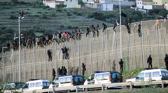 'Invazija' migranata u Španjolskoj