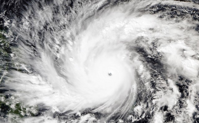 Tajlandu prijeti novi tajfun: Evakuirano 2000 osoba i škole zatvorene