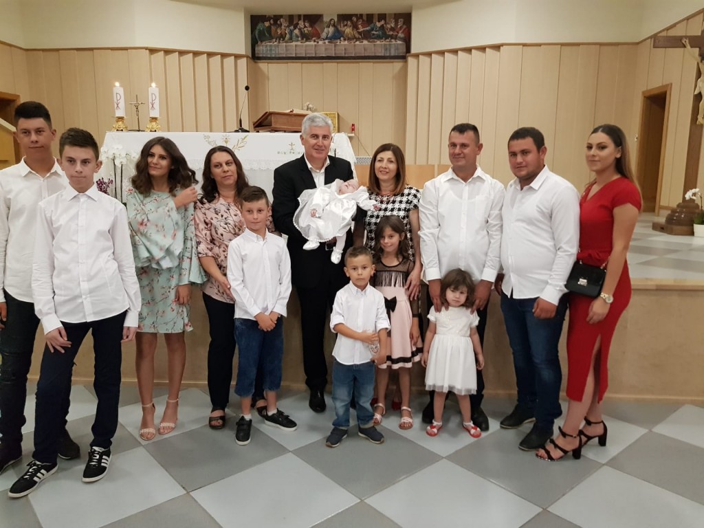 Majka desetero djece iz Posušja: Svaki dan je izazovan, ali najvažnije je da nitko nije bolestan