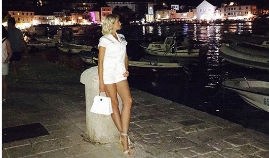 Mirta Šurjak zapalila Instagram fotografijom u vrućim hlačicama